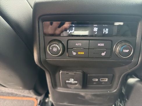 Used 2023 GMC Acadia AT4 w/ Technology Package image 19