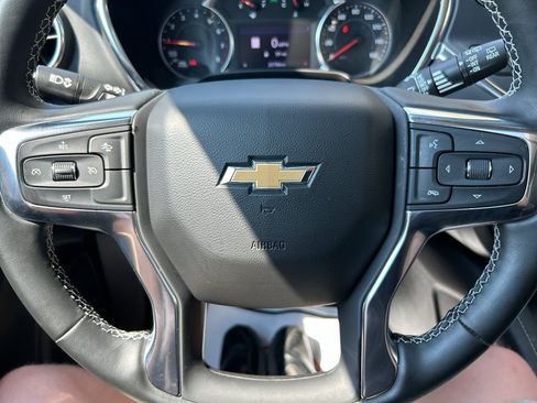 Used 2024 Chevrolet Blazer LT w/ Sound & Technology Package AWD/4WD image 25