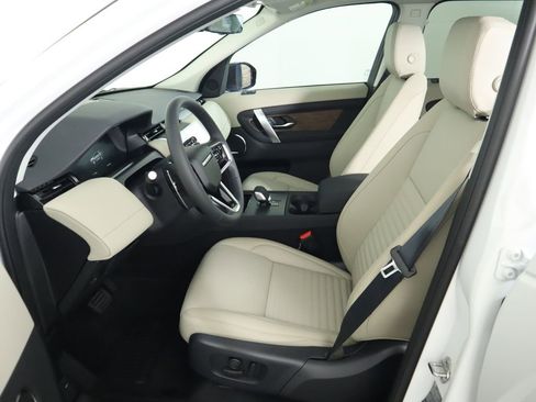 Certified 2024 Land Rover Discovery Sport S image 20