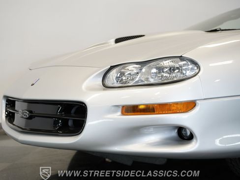 Used 2002 Chevrolet Camaro Z28 w/ SS Performance/Appearance Pkg image 27