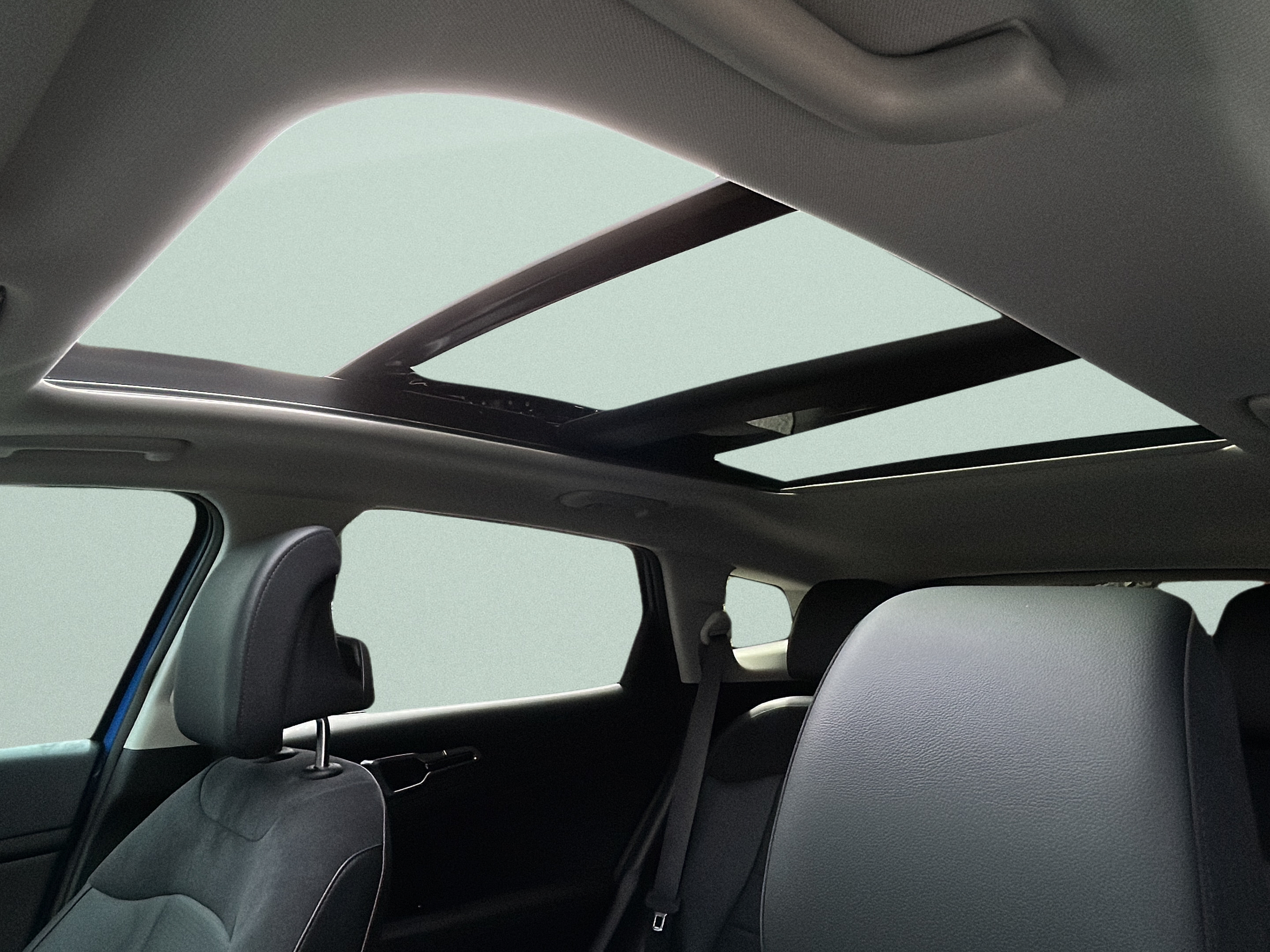 New 2027 Kia Sportage SX FWD image 17