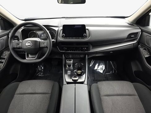 Used 2026 Nissan Rogue SV AWD/4WD image 13