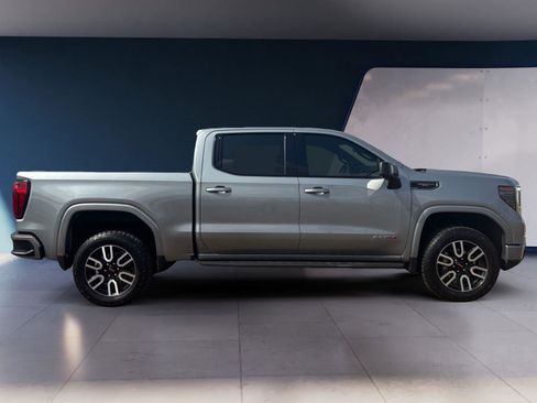 Used 2024 GMC Sierra 1500 AT4 w/ Technology Package AWD/4WD image 6