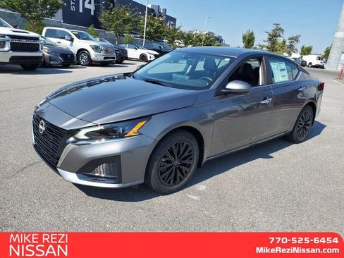 New 2025 Nissan Altima 2.5 SV w/ SV Special Edition Package image 5