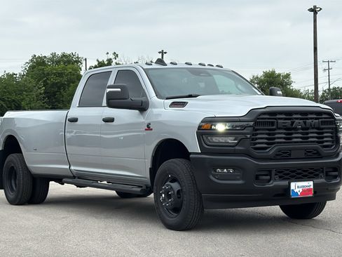 New 2026 RAM 3500 Tradesman AWD/4WD image 3