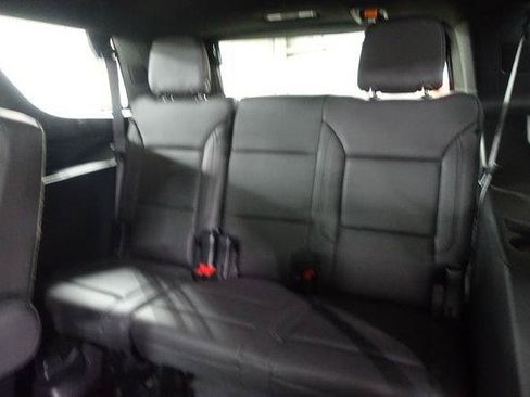 Used 2023 Chevrolet Tahoe Z71 w/ Luxury Package AWD/4WD image 23