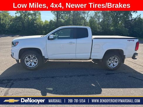 Used 2016 Chevrolet Colorado LT w/ LT Convenience Package AWD/4WD image 2