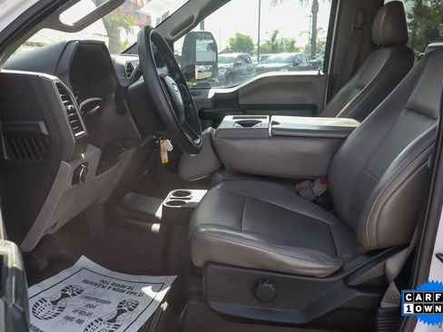 Used 2018 Ford F550 2WD Crew Cab Super Duty image 16