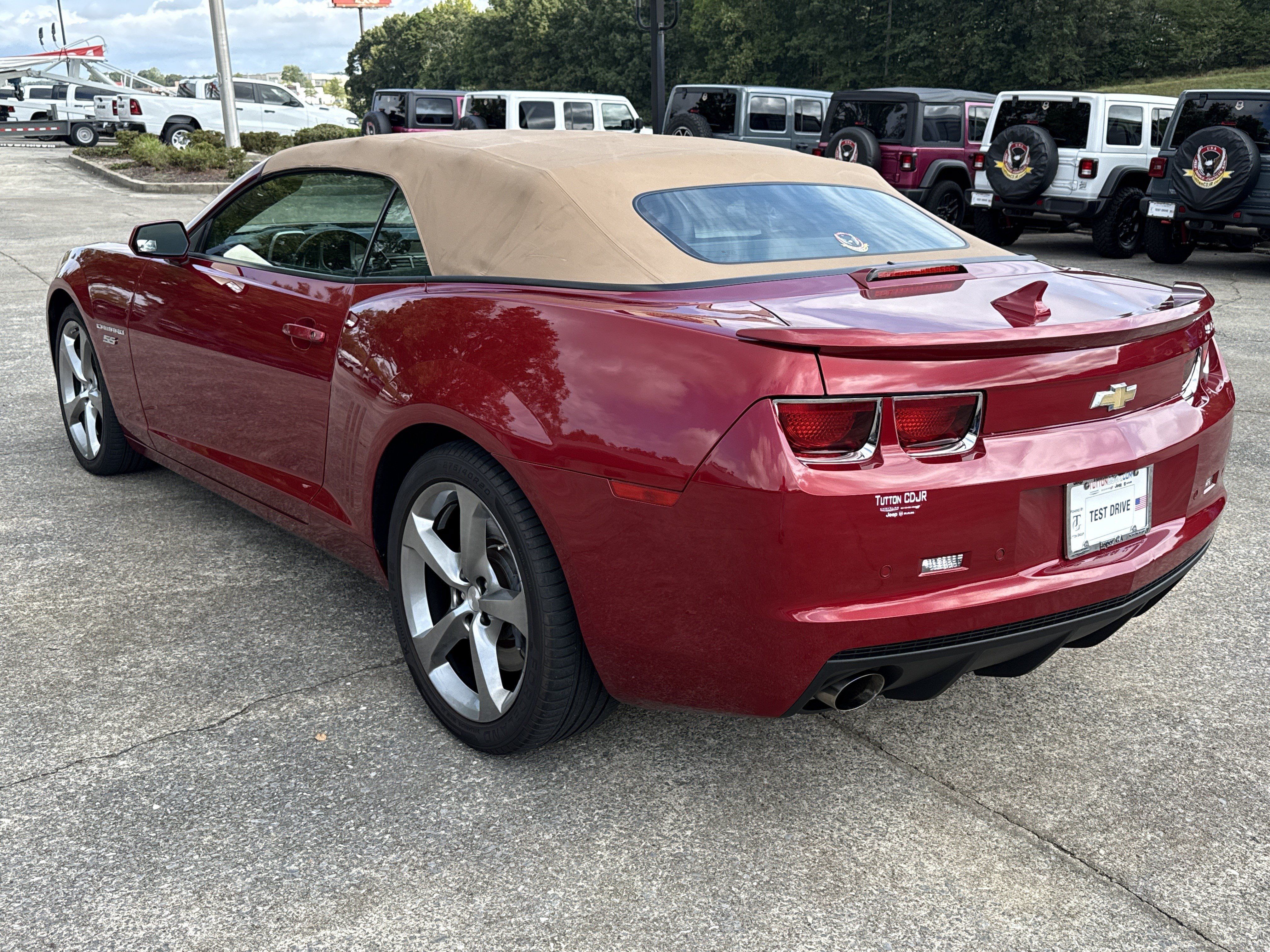 Used 2013 Chevrolet Camaro SS w/ RS Package RWD image 5