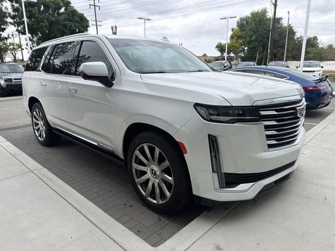 Used 2021 Cadillac Escalade Premium Luxury Platinum w/ Heavy-Duty Trailer Package RWD image 2