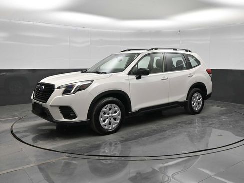Used 2024 Subaru Forester AWD/4WD image 4