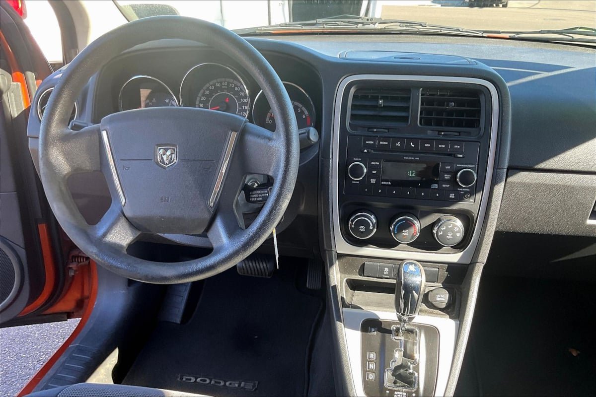 Used 2011 Dodge Caliber Heat FWD image 16