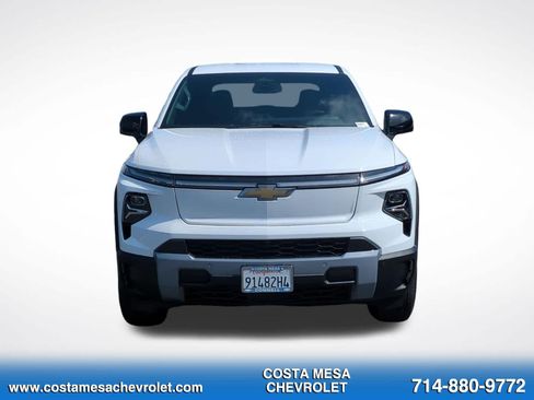 Used 2026 Chevrolet Silverado EV LT AWD/4WD image 2