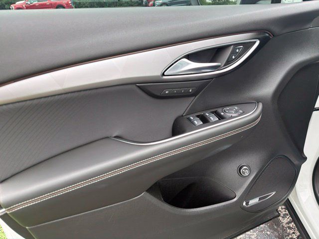 Used 2025 Buick Envision Sport Touring AWD/4WD image 21