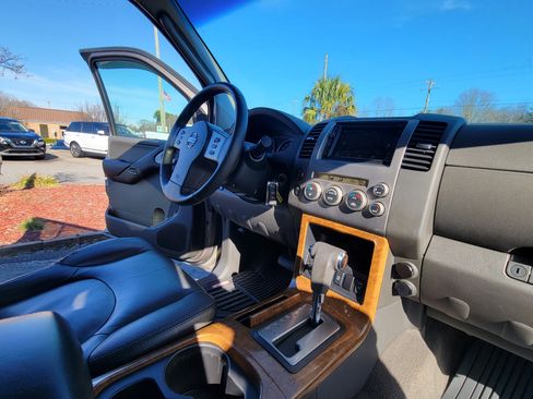 Used 2006 Nissan Pathfinder LE image 49