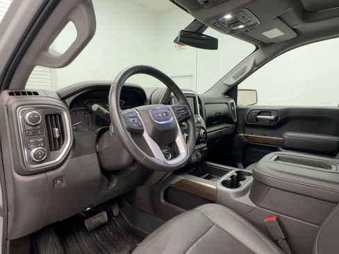 Used 2021 GMC Sierra 1500 SLT w/ SLT Premium Package image 4