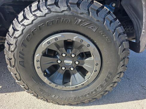 Used 2018 Ford F150 Raptor w/ Equipment Group 802A Luxury image 19