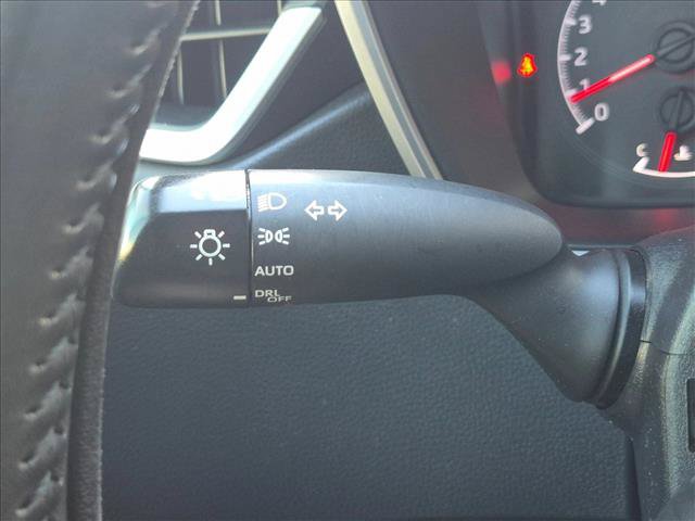 Used 2021 Toyota Corolla SE w/ Special Edition FWD image 7