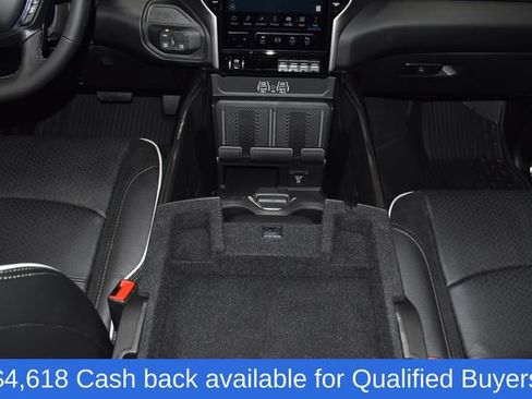New 2026 RAM 2500 Laramie AWD/4WD image 25