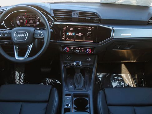 New 2025 Audi Q3 2.0T Premium image 17