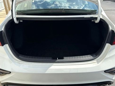 Used 2020 Kia Forte LXS FWD image 5