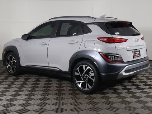 Used 2023 Hyundai Kona Limited w/ Cargo Package FWD image 11