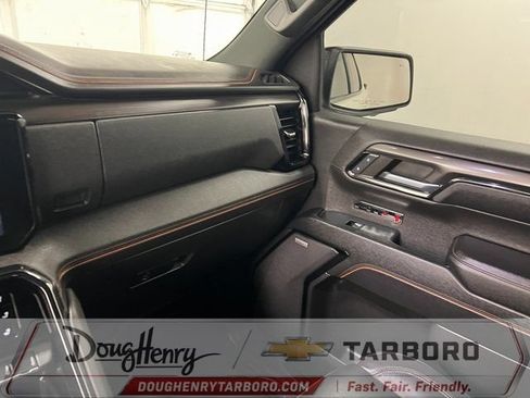 Used 2023 GMC Sierra 1500 AT4 w/ Technology Package AWD/4WD image 44