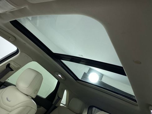 Certified 2023 Cadillac XT5 Premium Luxury w/ Technology Package image 10