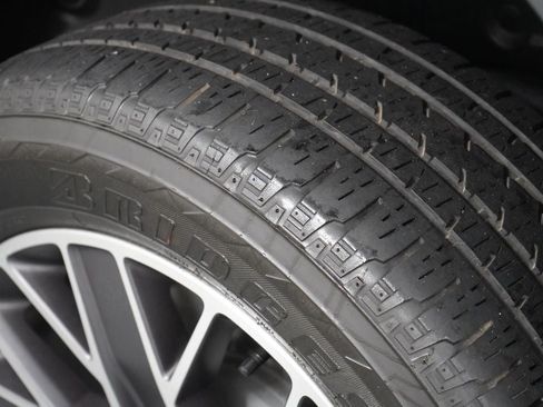 Used 2023 Jeep Wrangler Unlimited Sahara AWD/4WD image 33