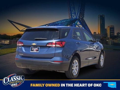 Used 2024 Chevrolet Equinox LS w/ LS Convenience Package FWD image 7