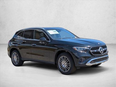New 2026 Mercedes-Benz GLC 300 image 6