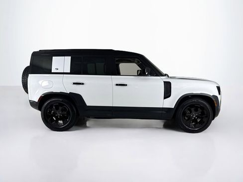 Used 2020 Land Rover Defender 110 S image 6