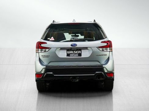 Used 2021 Subaru Forester Limited AWD/4WD image 5