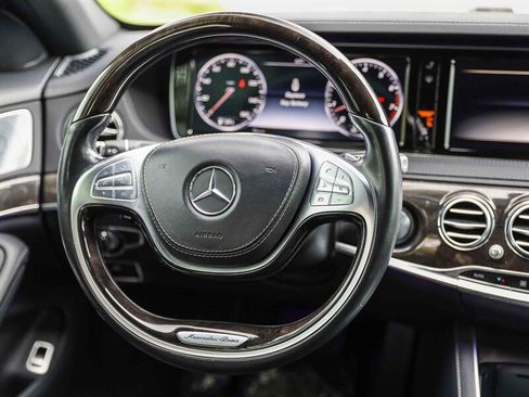 Used 2016 Mercedes-Benz S 550 Sedan image 20