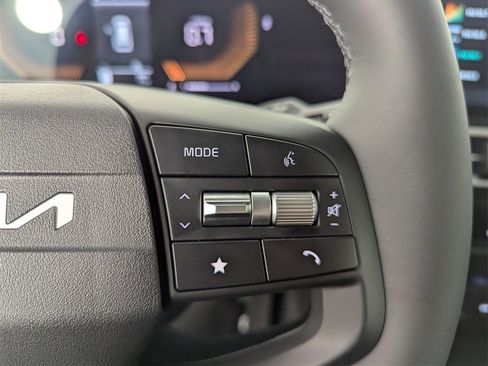 New 2026 Kia Sportage LX image 22