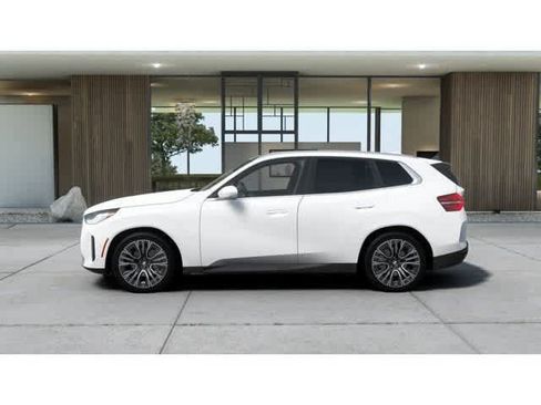Used 2026 BMW X3 xDrive30i w/ Convenience Package AWD/4WD image 4