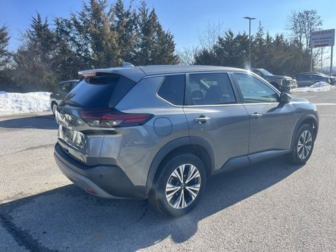 Certified 2022 Nissan Rogue SV image 7