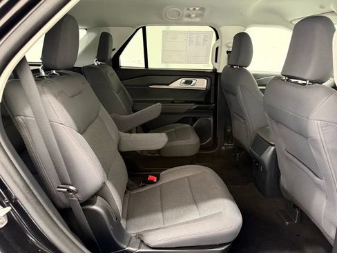 Certified 2025 Ford Explorer Active AWD/4WD image 26