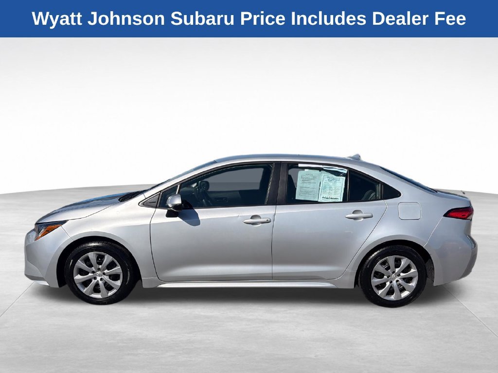 Used 2025 Toyota Corolla LE FWD image 3