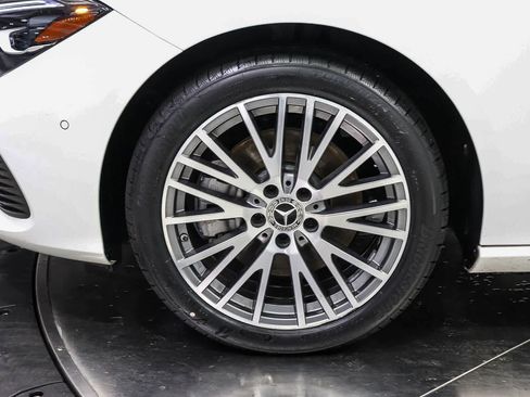 Certified 2025 Mercedes-Benz CLA 250 image 9