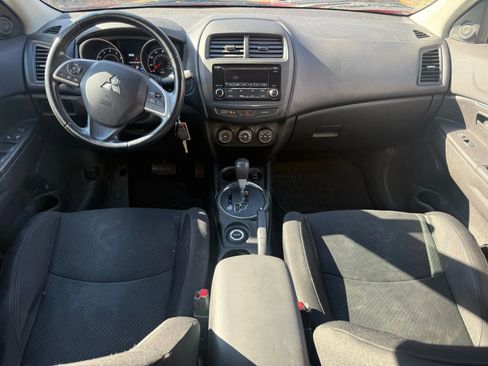 Used 2015 Mitsubishi Outlander Sport ES image 10