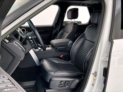 Used 2023 Land Rover Discovery S R-Dynamic image 32