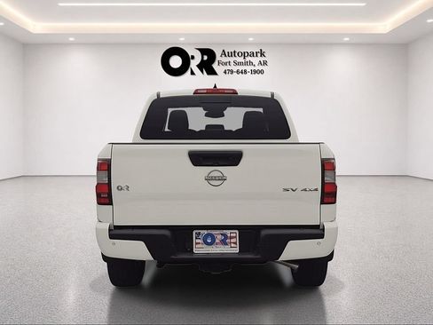 Used 2023 Nissan Frontier SV w/ SV Convenience Package AWD/4WD image 21