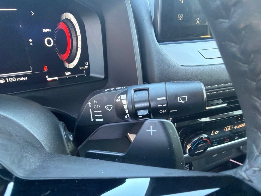 Used 2024 Nissan Rogue SL w/ SL Premium Package FWD image 25