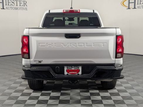 Certified 2024 Chevrolet Colorado W/T w/ WT Convenience Package II image 6
