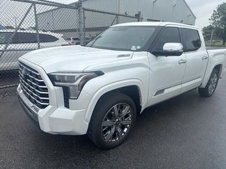 Used 2025 Toyota Tundra Capstone AWD/4WD video 2