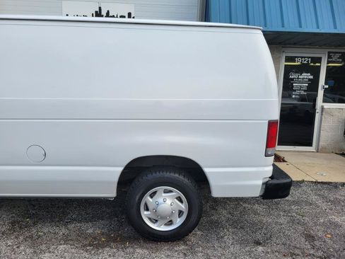 Used 2013 Ford E-150 and Econoline 150 w/ Insulation Pkg RWD image 16