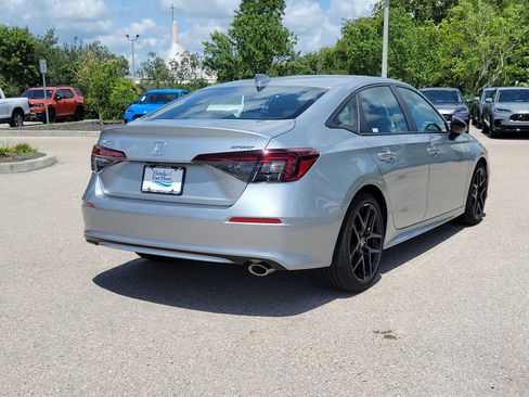 Used 2025 Honda Civic Sport image 6