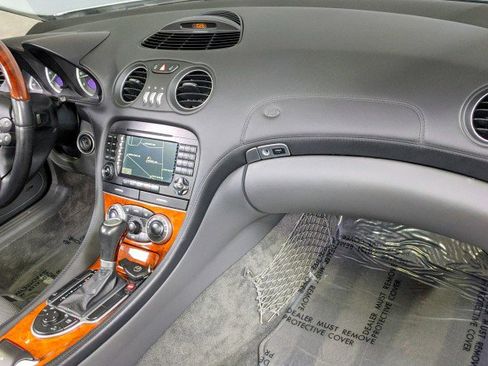 Used 2005 Mercedes-Benz SL 600 image 25