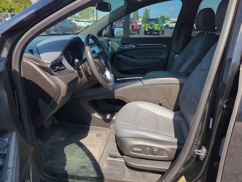 Used 2023 Buick Enclave Essence w/ Experience Buick Package AWD/4WD image 8